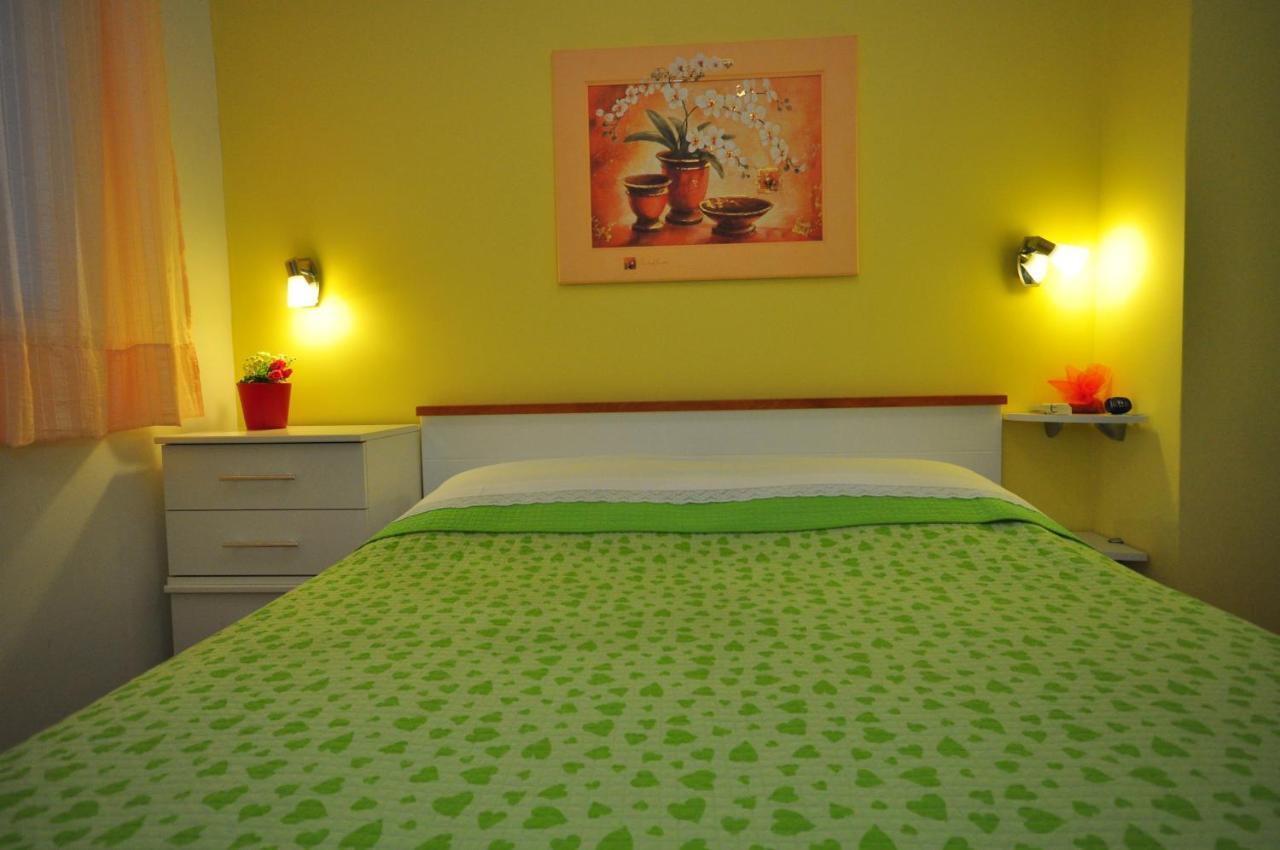 Tri Palme Apartment Првич Шепурине Екстериор снимка
